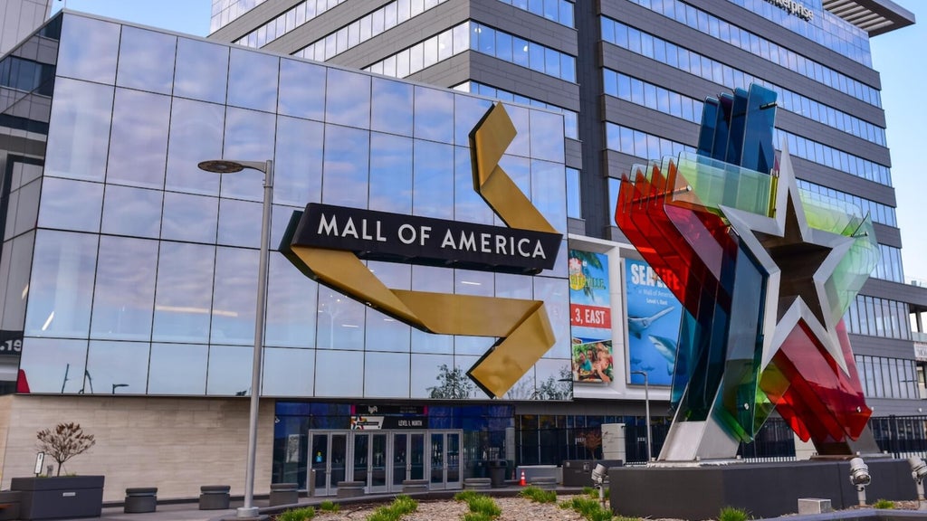 18-year-old man charged in Mall of America attack plot to make court appearance — WCCO / CBS Minnesota, Prior Lake Community news