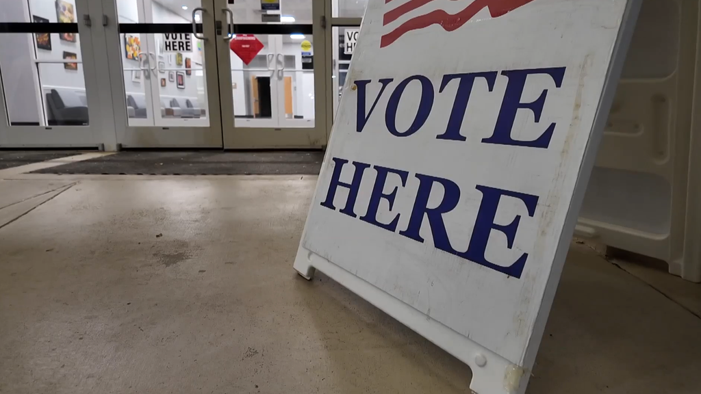 More than 200K Minnesotans have cast their ballots in midterm election — WCCO / CBS Minnesota, Prior Lake Community news