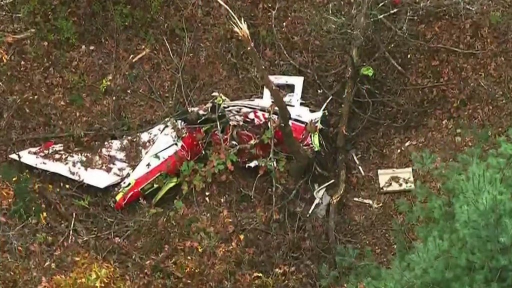 Community mourns pilot among 6 dead in Wisconsin plane crash — WCCO / CBS Minnesota, Prior Lake Dining news