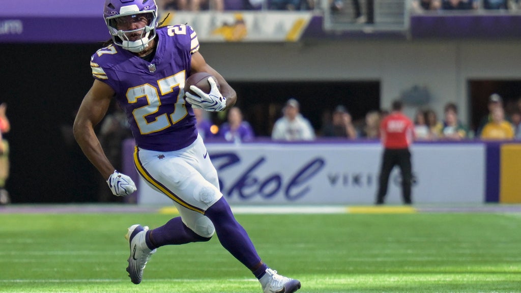 Vikings return RB Jordan Mason from injured reserve after broken thumb kept him out last 4 games — WCCO / CBS Minnesota, Prior Lake Sports news