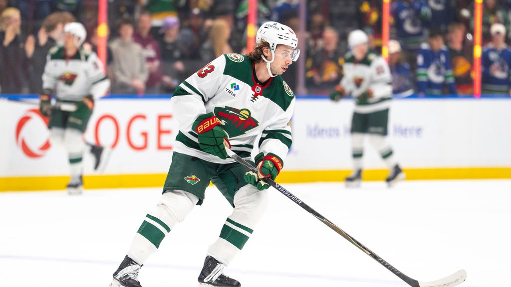 Quinn Hughes has goal, assist in his Vancouver return in Wild's 4-2 victory — WCCO / CBS Minnesota, Prior Lake Sports news