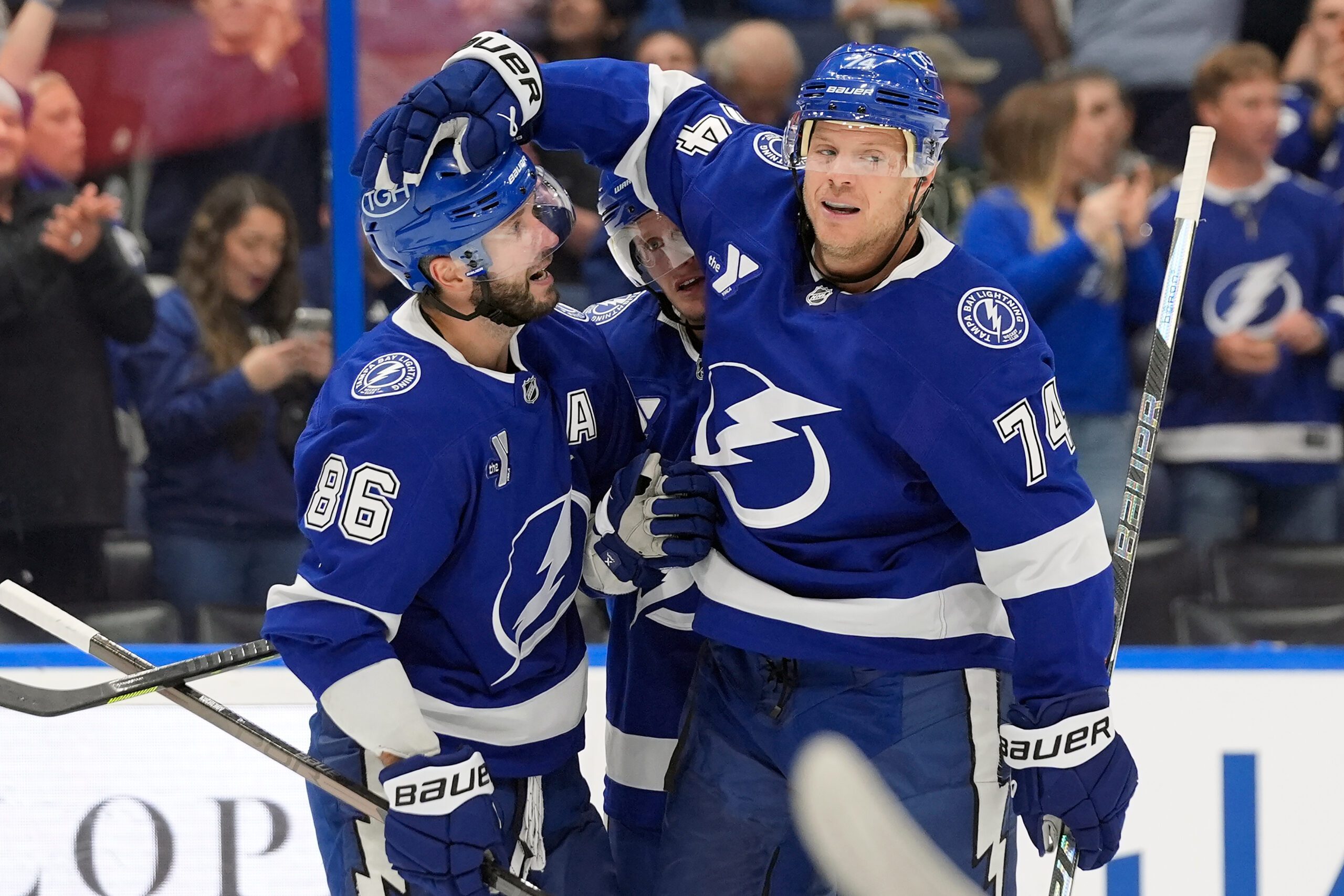 Carlson scores twice to help the Lightning beat the Wild 3-2 — KSTP 5, Prior Lake Business news