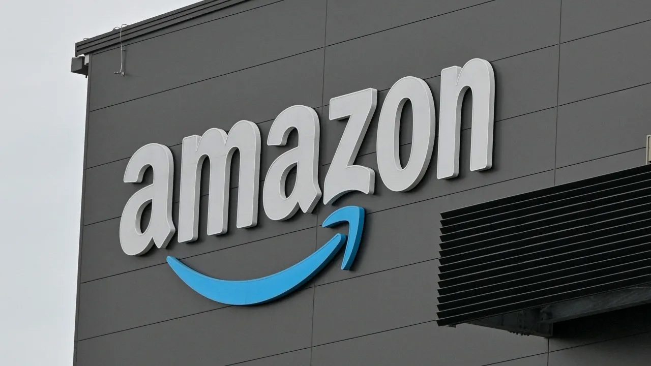 Amazon to hire more than 300,000 US workers for holiday shopping rush — FOX 9, Prior Lake Business news