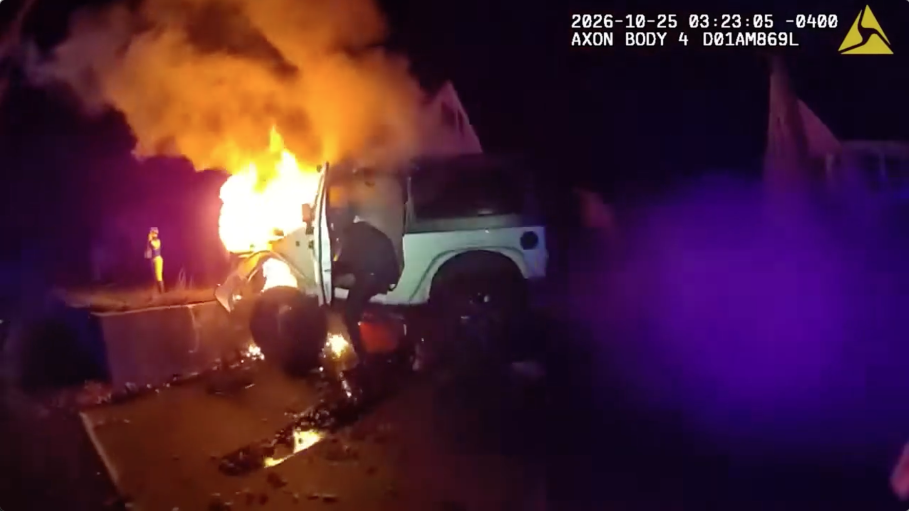 Bodycam video shows police rescuing man from burning Jeep after crash; driver facing multiple charges — FOX 9, Prior Lake Community news
